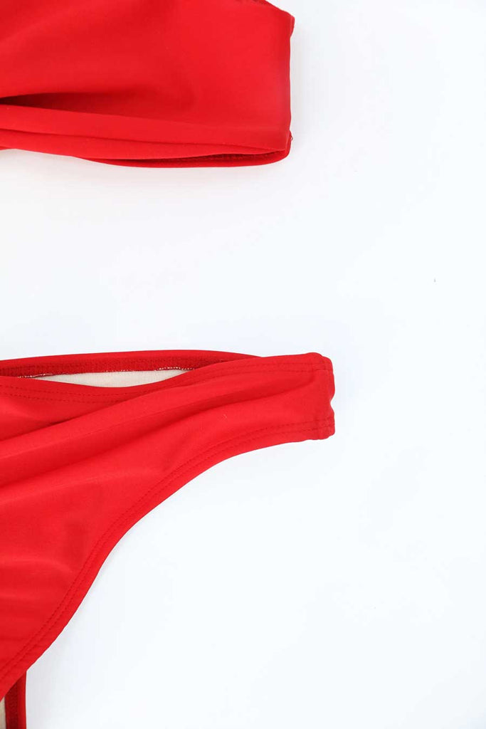 bikini-rojo-marca-mexicana-modelo1